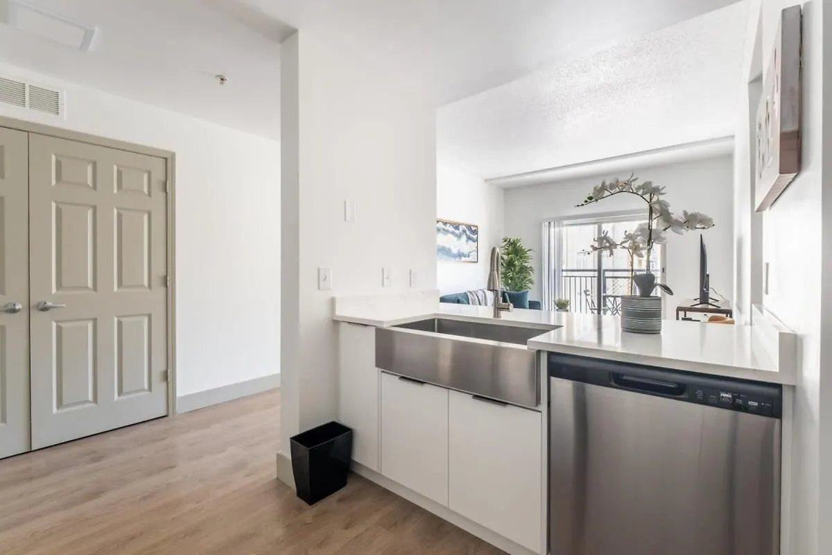 4B 2Ba Luxury Central Apartment With Gym Charlotte