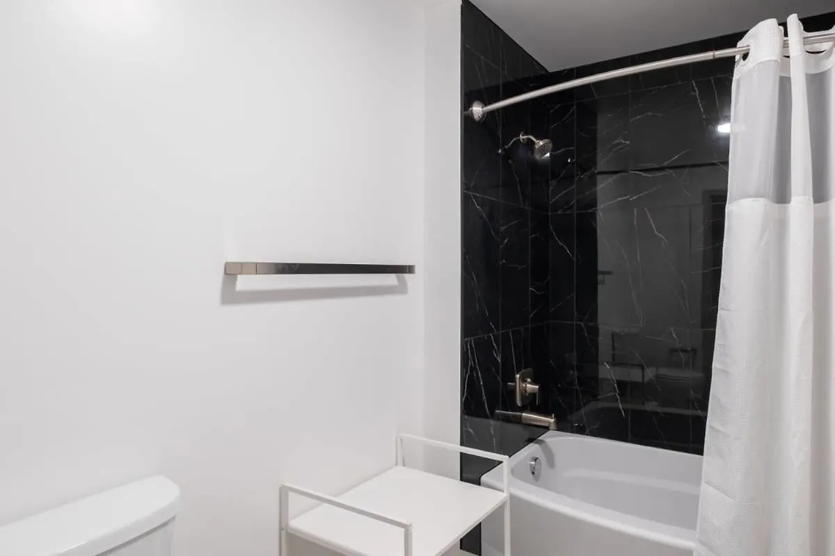 4B 2Ba Luxury Central Apartment With Gym Charlotte United States