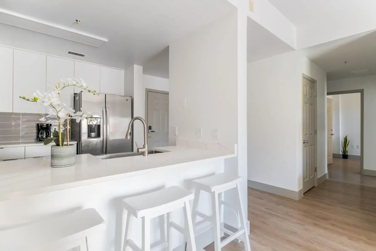 4B 2Ba Luxury Central Apartment With Gym Charlotte