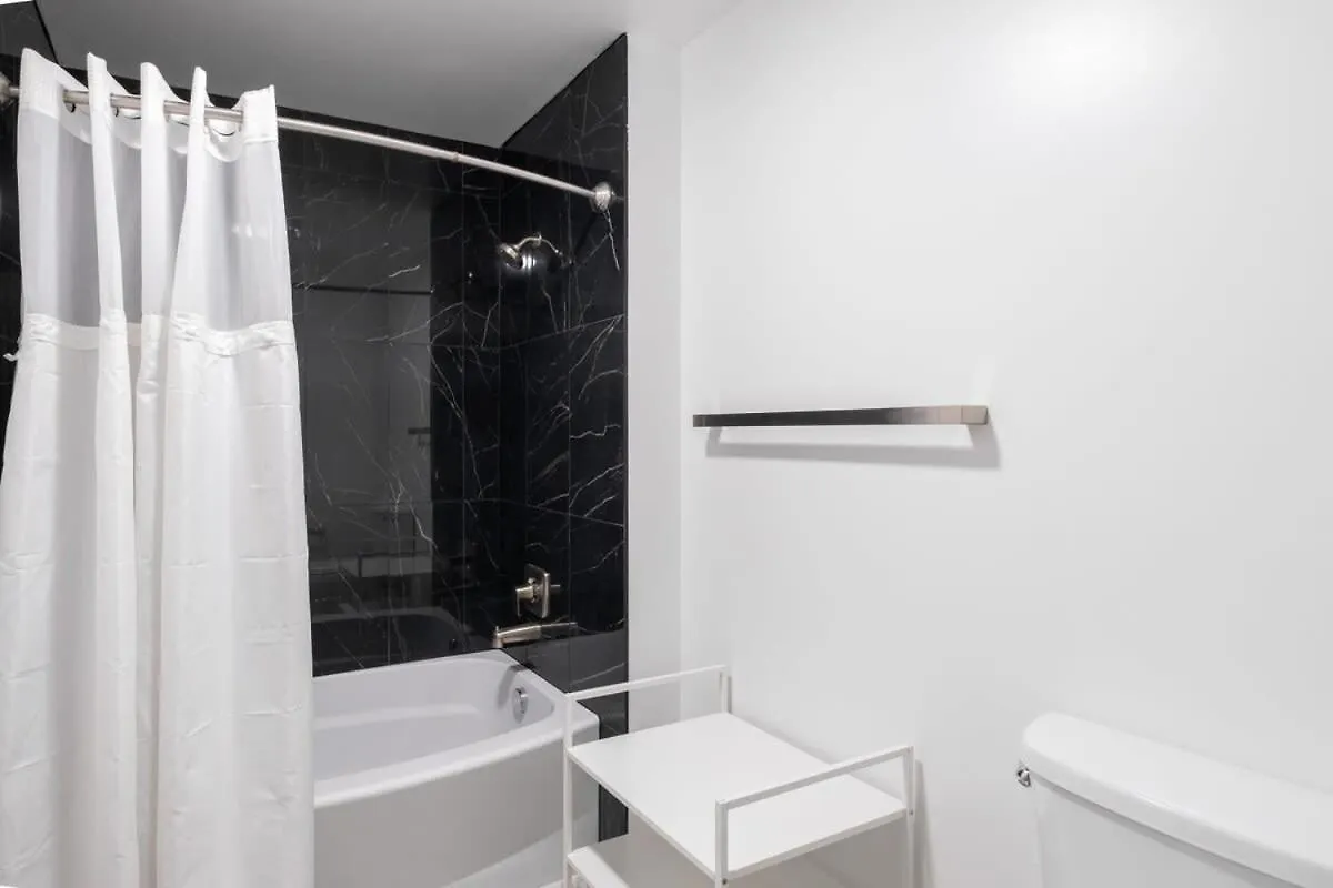 4B 2Ba Luxury Central Apartment With Gym Charlotte