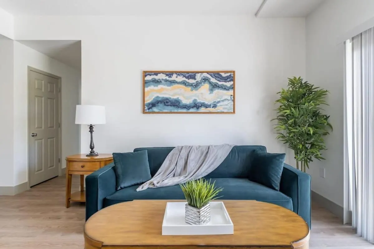 4B 2Ba Luxury Central Apartment With Gym Charlotte 0*,  United States